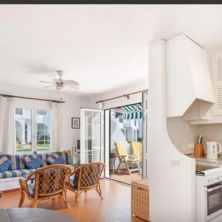 아파트 For 6 With A Private Terrace In *
